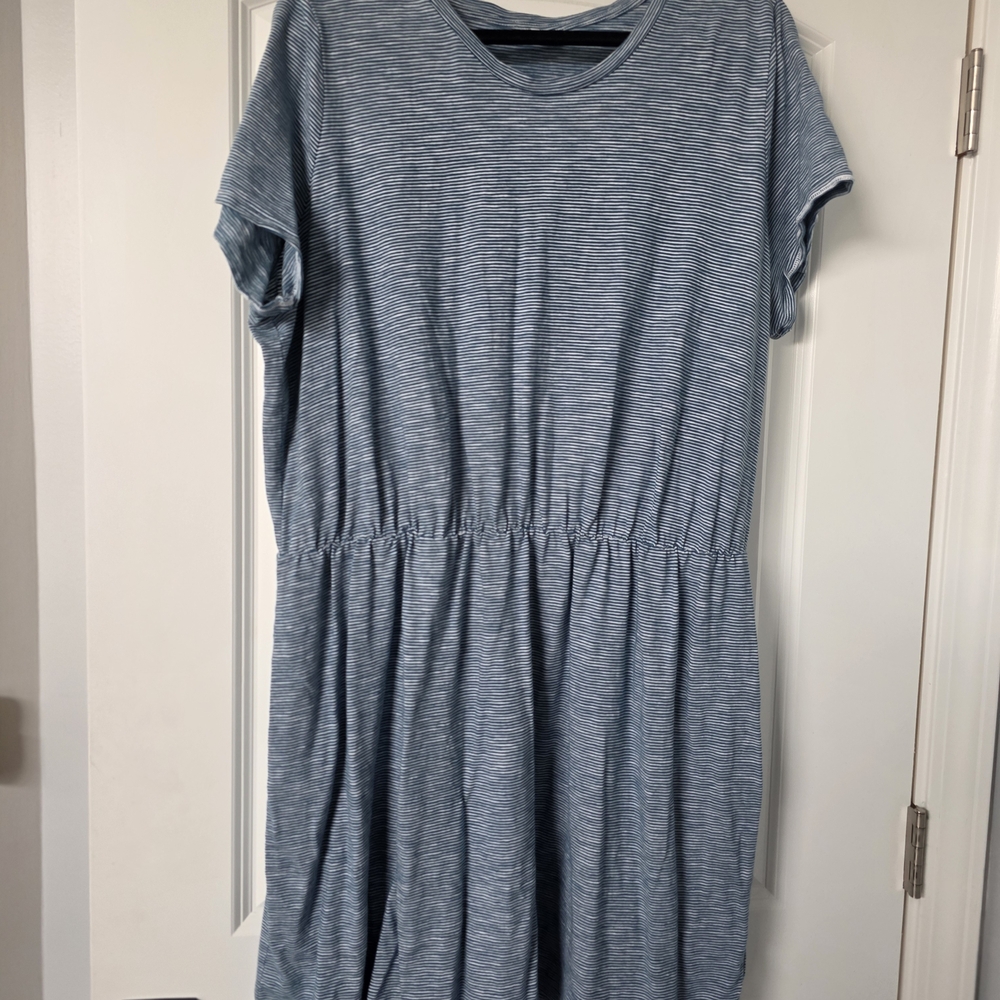 Old Navy Light Blue Striped Midi Dress